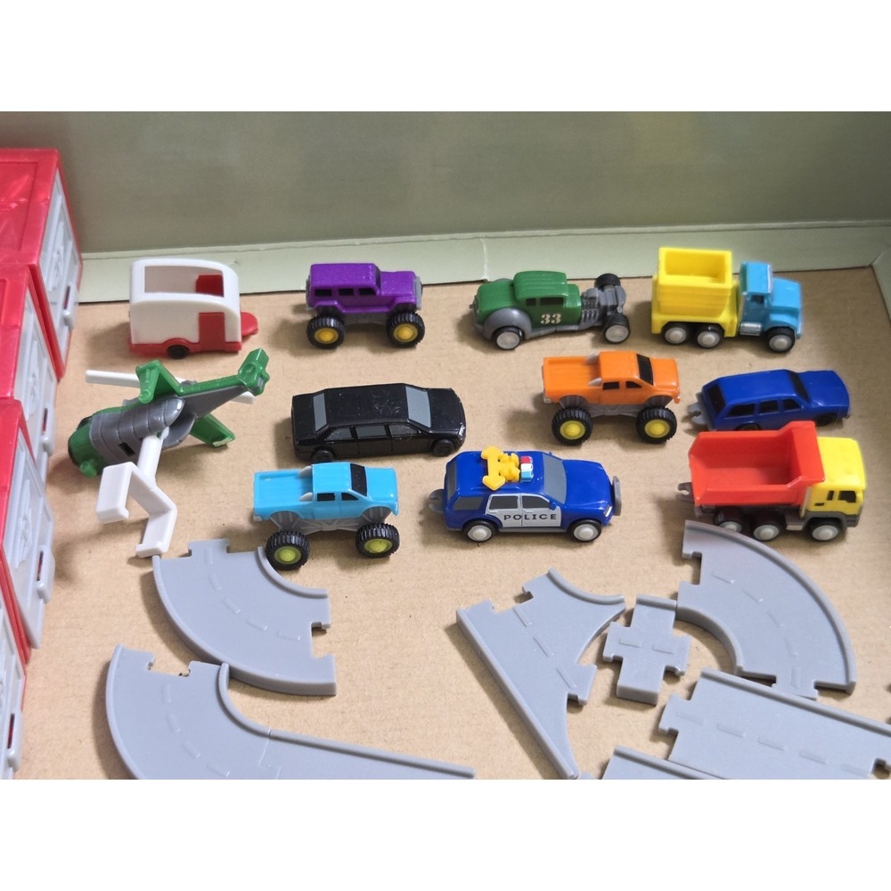 DRIVEN by BATTAT Pocket Series Mini Micro Lot of 11 Vehicles Track Garages - Picture 2 of 7